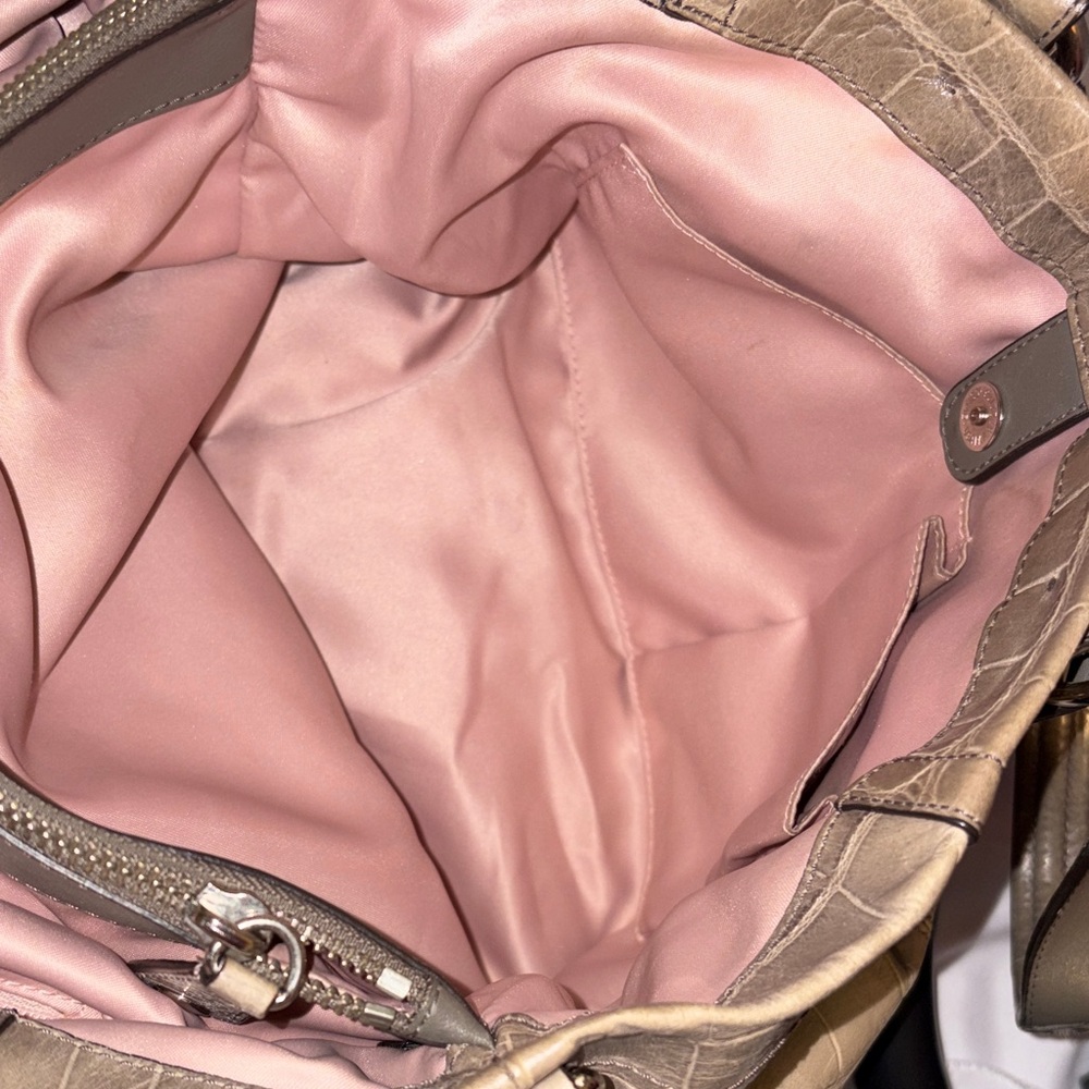 Coach Olive Croc-Embossed Shoulder Bag - Picture 8 of 9